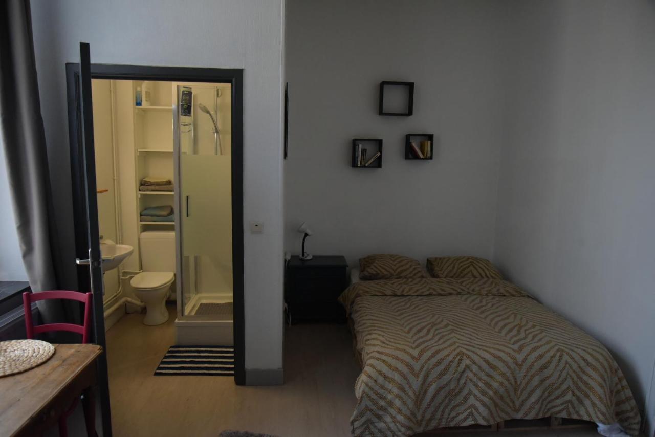 Le Piercot Hotel Лиеж Стая снимка